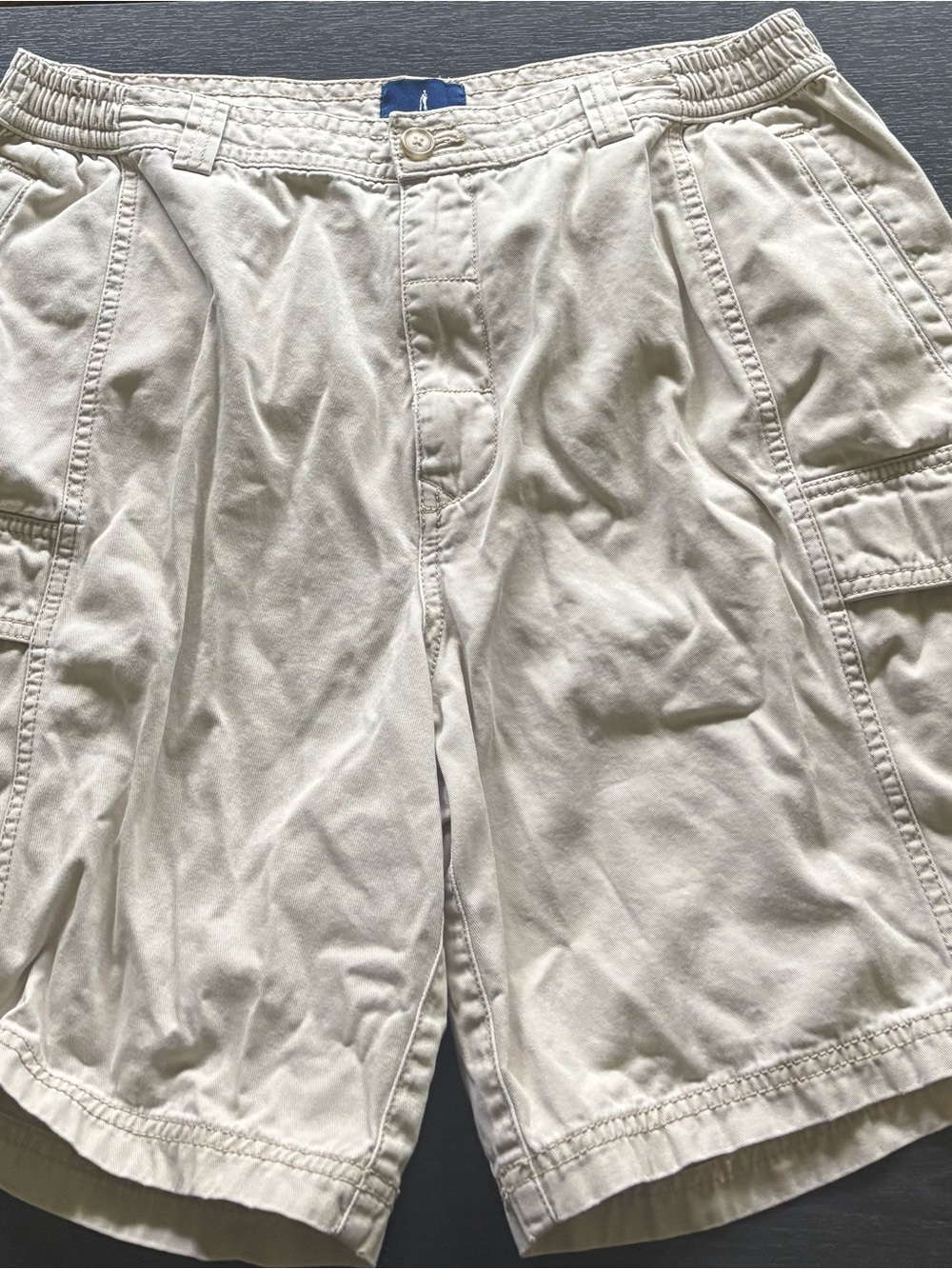 Men's Cargo Shorts in Cream with Utility Pockets